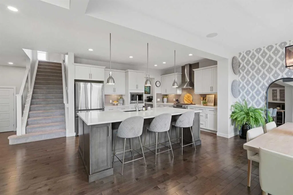 138 Ascot Crescent SW, Calgary — photo 5 of 50