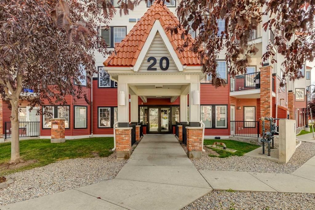 222, 20 Royal Oak Plaza NW, Calgary — main listing photo