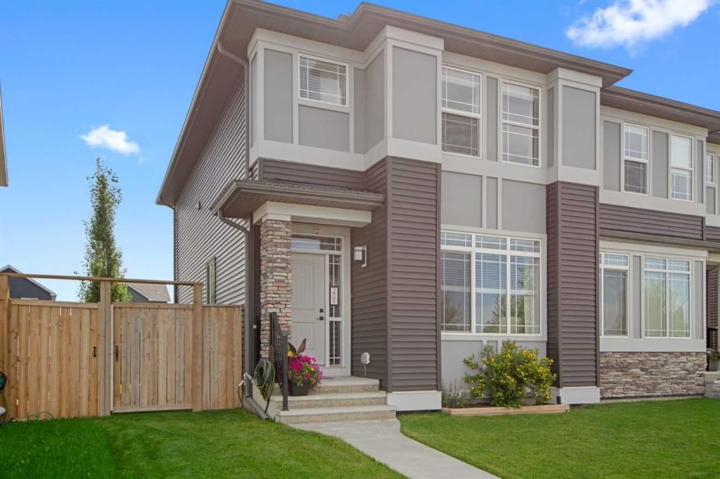 209 D'arcy Ranch Drive, Okotoks — main listing photo