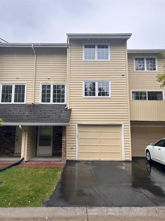 407 Point Mckay Garden NW, Calgary — photo 2 of 38