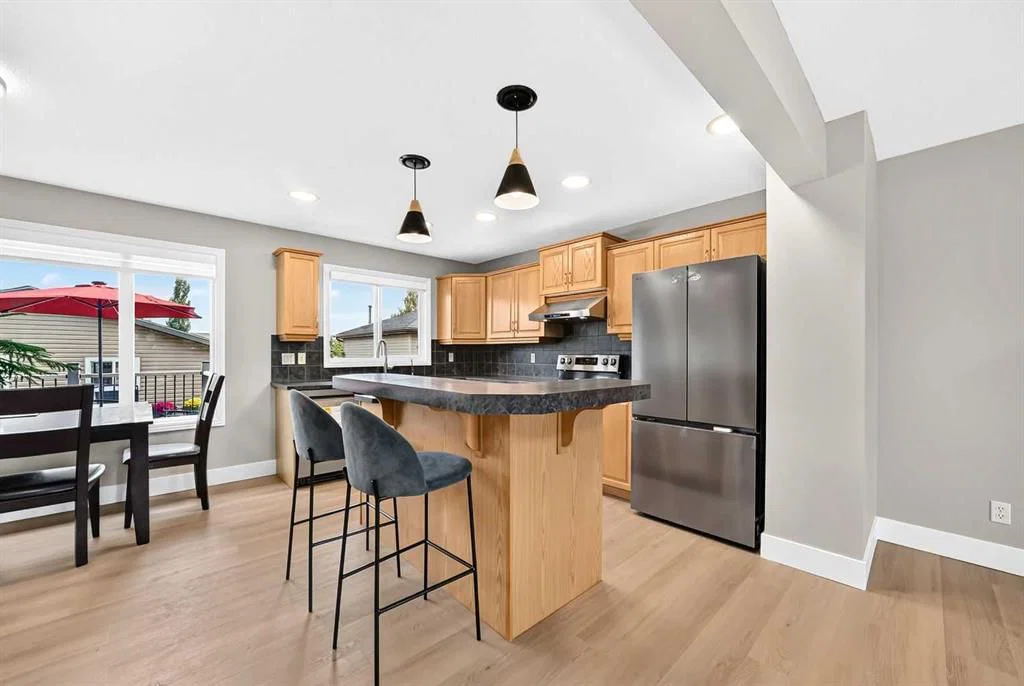 111 Coventry Hills Drive NE, Calgary — photo 4 of 50