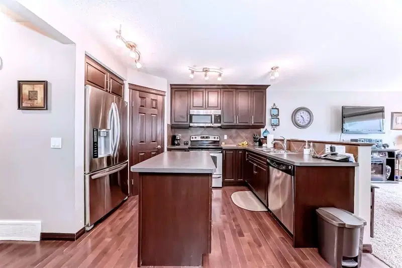 273 Chaparral Valley Drive SE, Calgary — photo 4 of 30