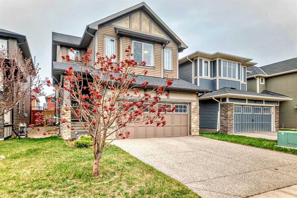 156 Cougar Ridge Manor SW, Calgary — main listing photo