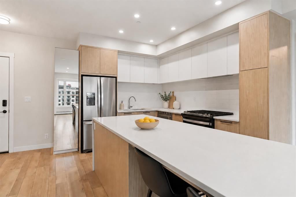 507, 4160 Norford Avenue NW, Calgary — main listing photo