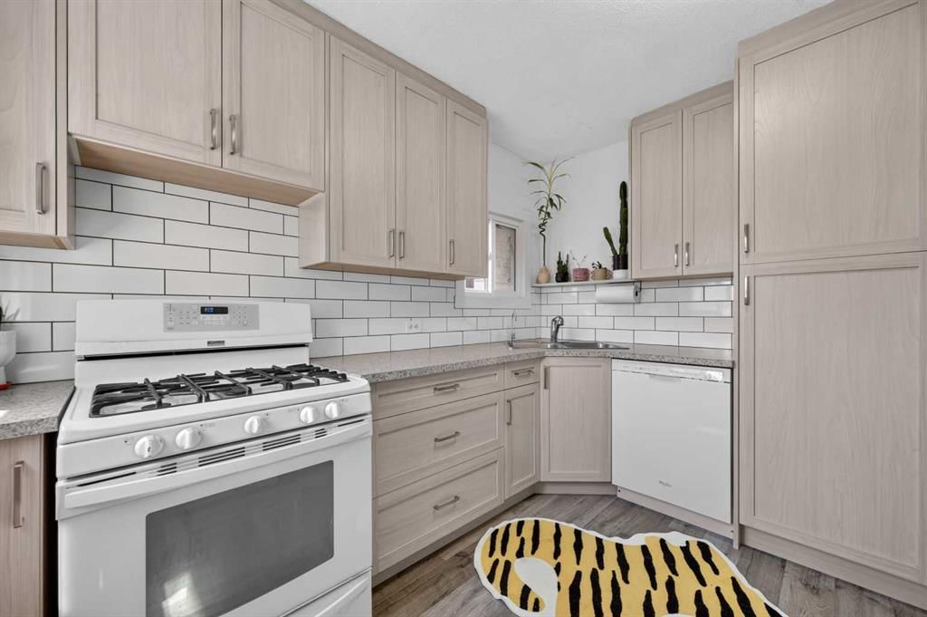 1212 Bantry Street NE, Calgary — photo 5 of 29