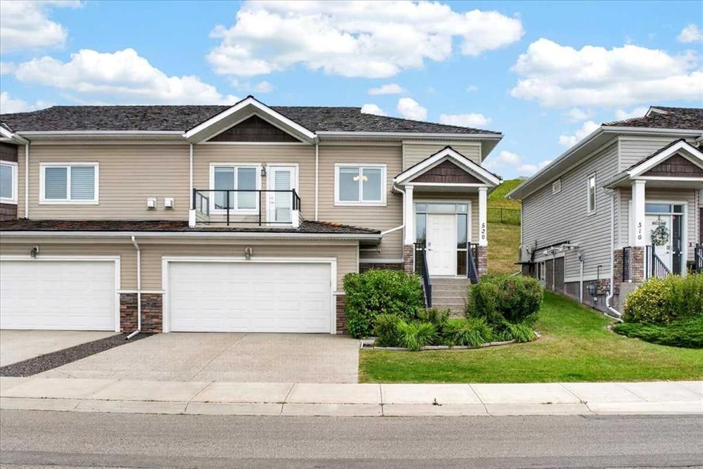 520 Rocky Vista Gardens NW, Calgary — photo 2 of 44