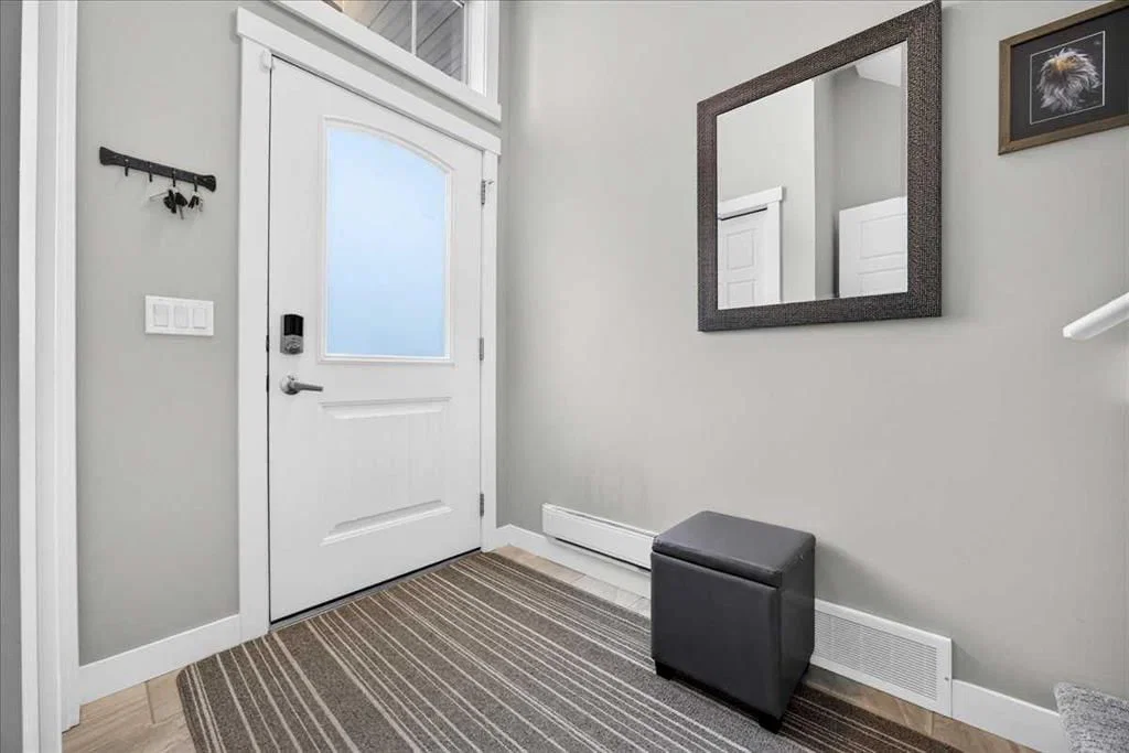 66 Cranbrook Drive SE, Calgary — photo 3 of 47