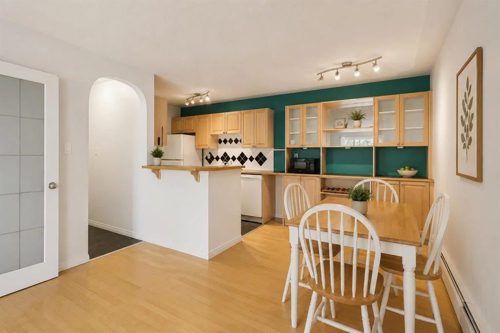 301, 638 Meredith Road NE, Calgary — main listing photo