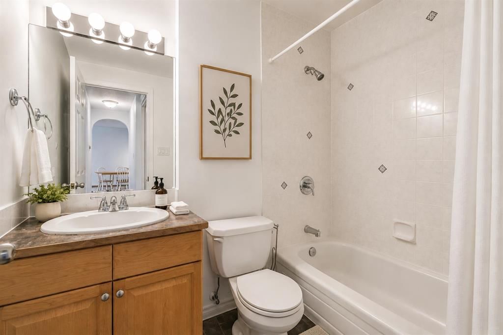 301, 638 Meredith Road NE, Calgary — photo 5 of 24