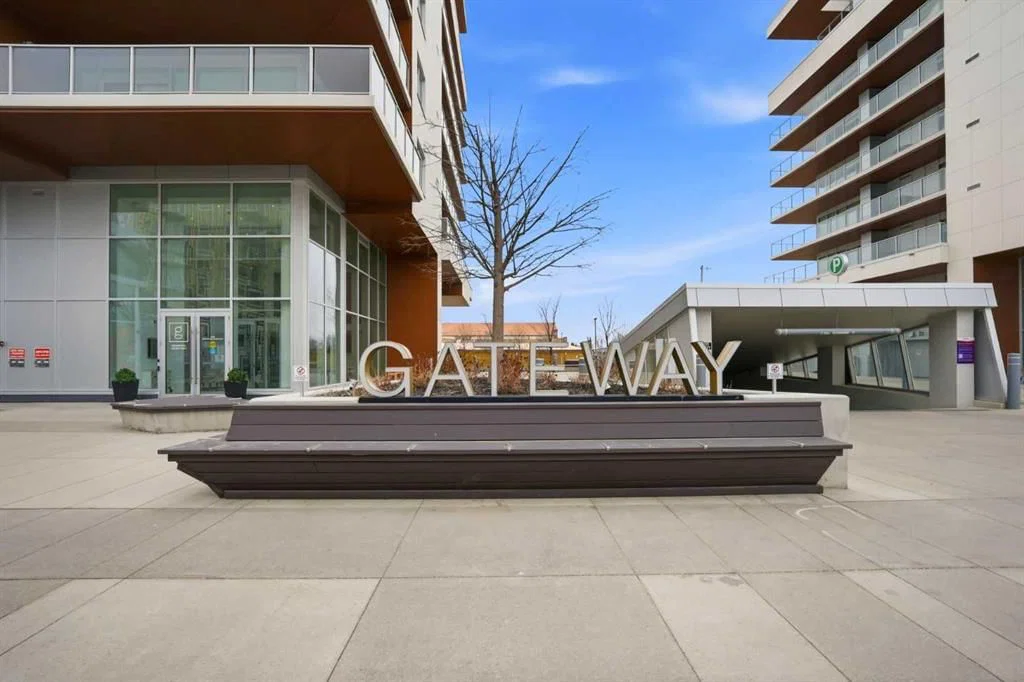 415, 8445 Broadcast Avenue SW, Calgary — photo 5 of 50