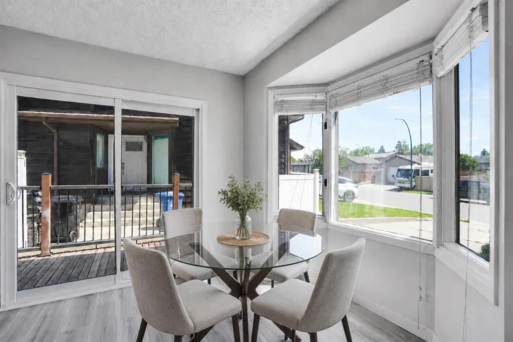 60 Whitaker Close NE, Calgary — photo 4 of 48