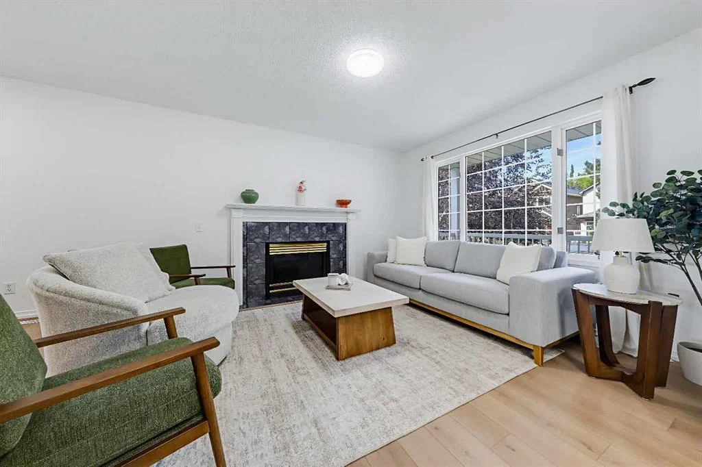 2622 24A Street SW, Calgary — photo 2 of 42