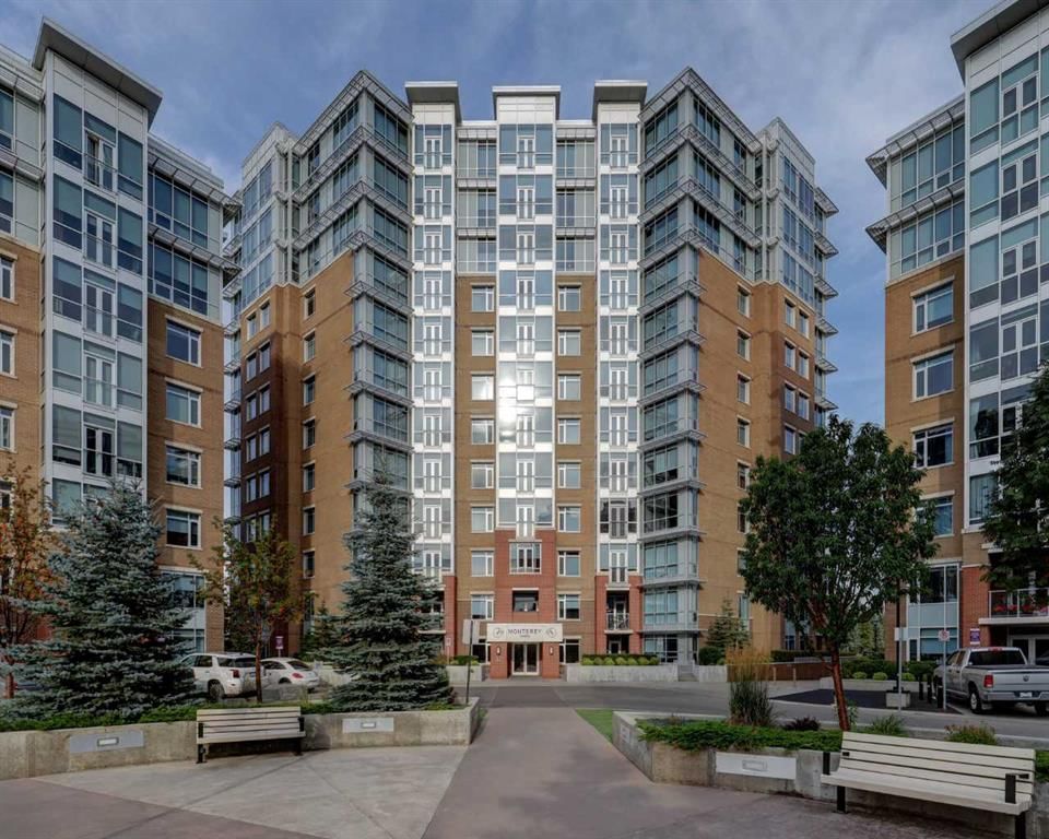 604, 32 Varsity Estates Circle NW, Calgary — main listing photo