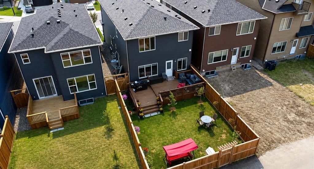 104 Homestead Close NE, Calgary — photo 5 of 50