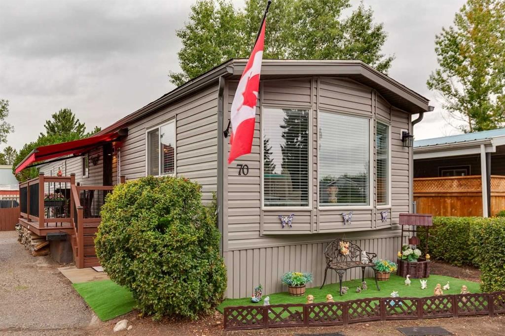 70, 3223 83 Street NW, Calgary — main listing photo