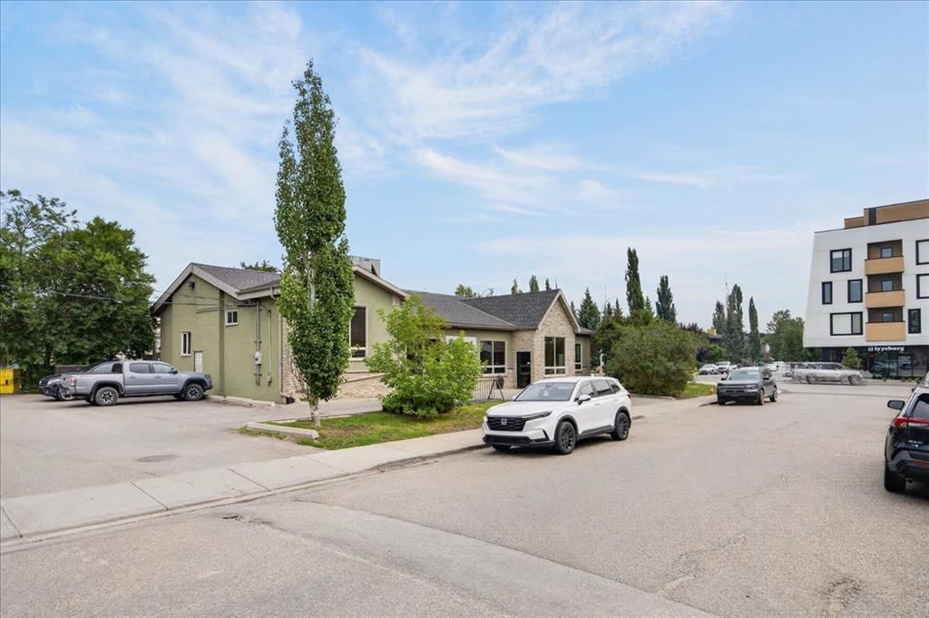 303 19 Street NW, Calgary — photo 5 of 29