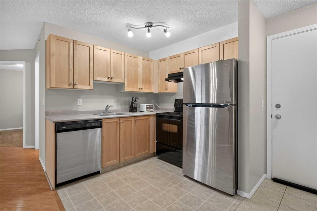 2307, 2518 Fish Creek Boulevard SW, Calgary — photo 4 of 36