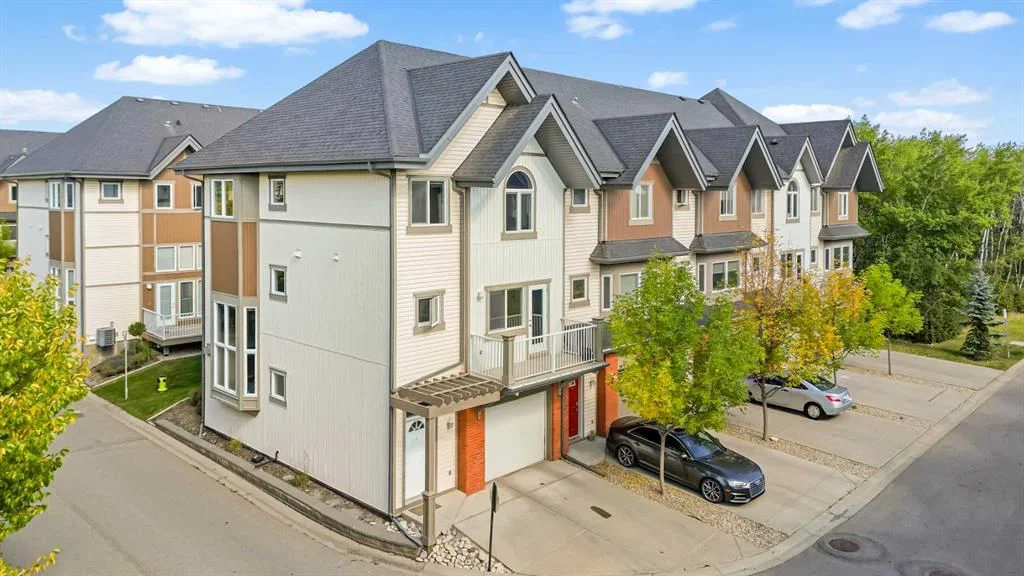 1010 Wentworth Villas SW, Calgary — main listing photo