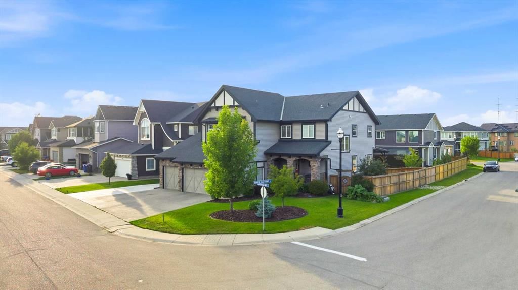309 Rainbow Falls Way, Chestermere — photo 2 of 50