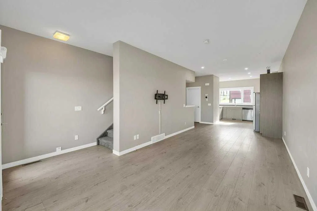903, 218 Sherwood Square NW, Calgary — photo 5 of 35