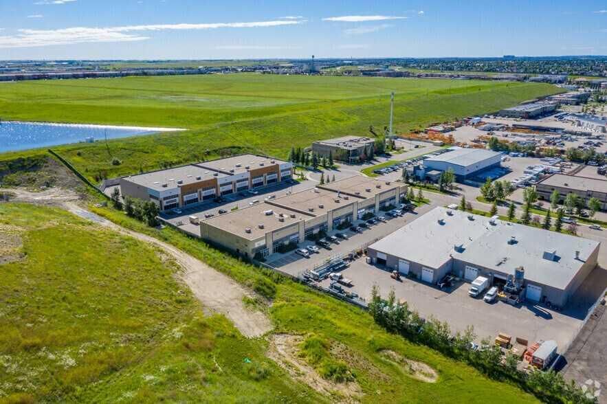 106, 2850 107 Avenue SE, Calgary — main listing photo