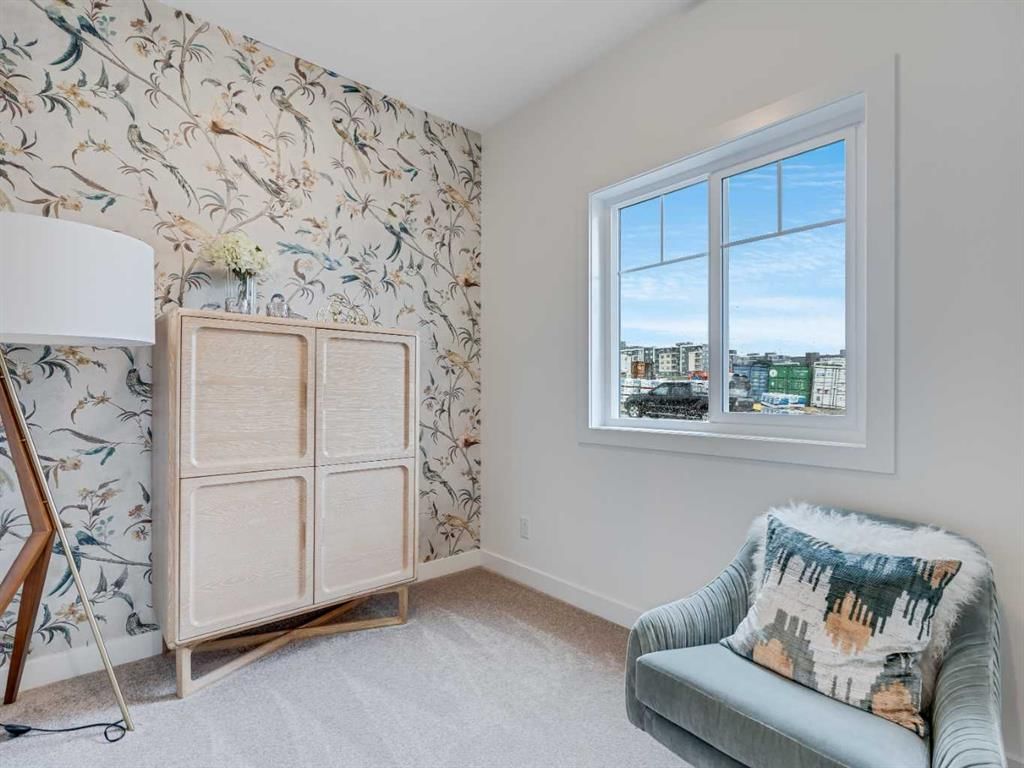 2223 81st Street SW, Calgary — photo 5 of 28