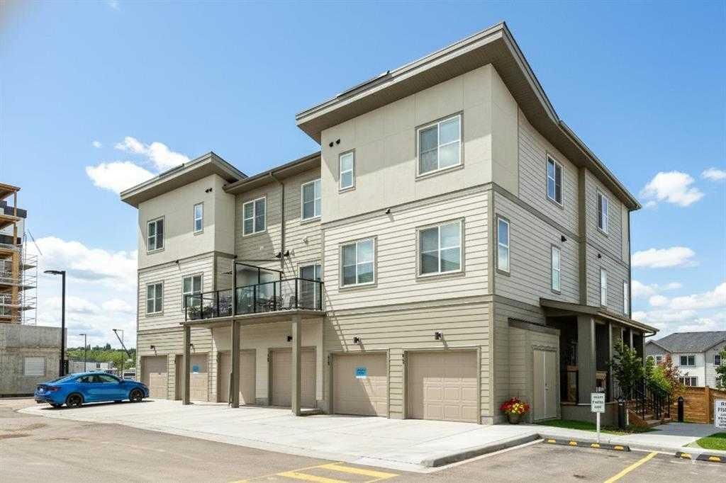60, 2117 81 Street SW, Calgary — photo 4 of 28