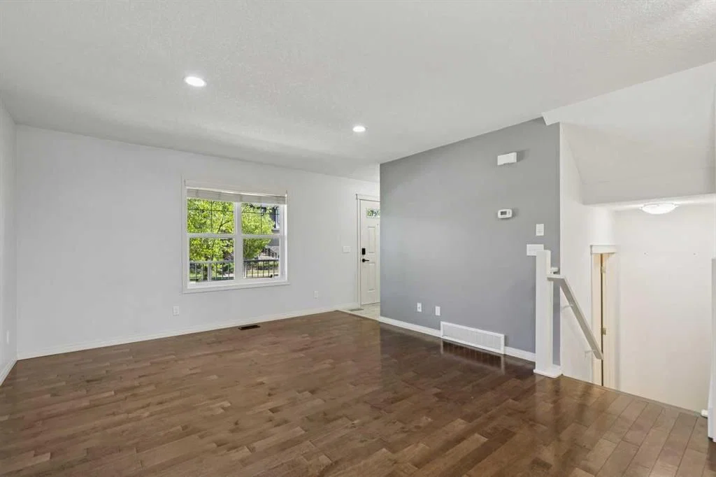 113 Chaparral Valley Drive SE, Calgary — photo 4 of 36