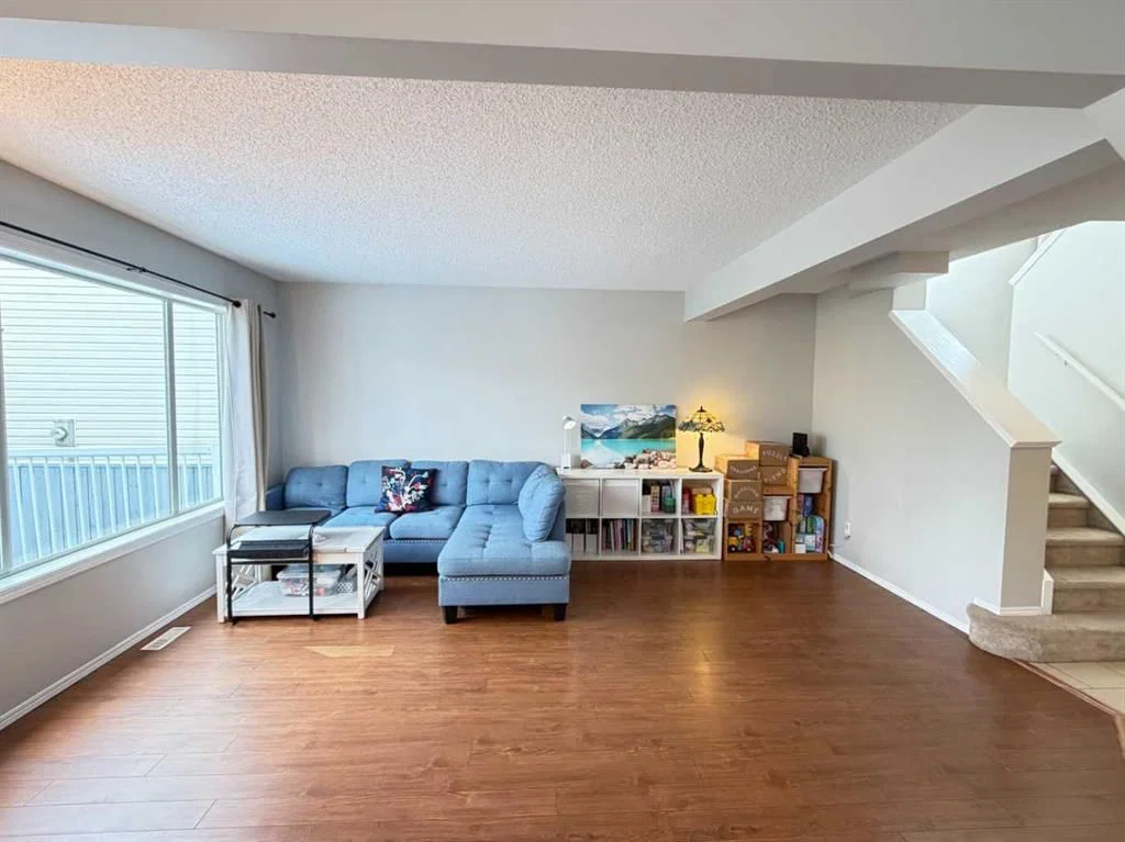 52 Citadel Meadow Court NW, Calgary — photo 4 of 48
