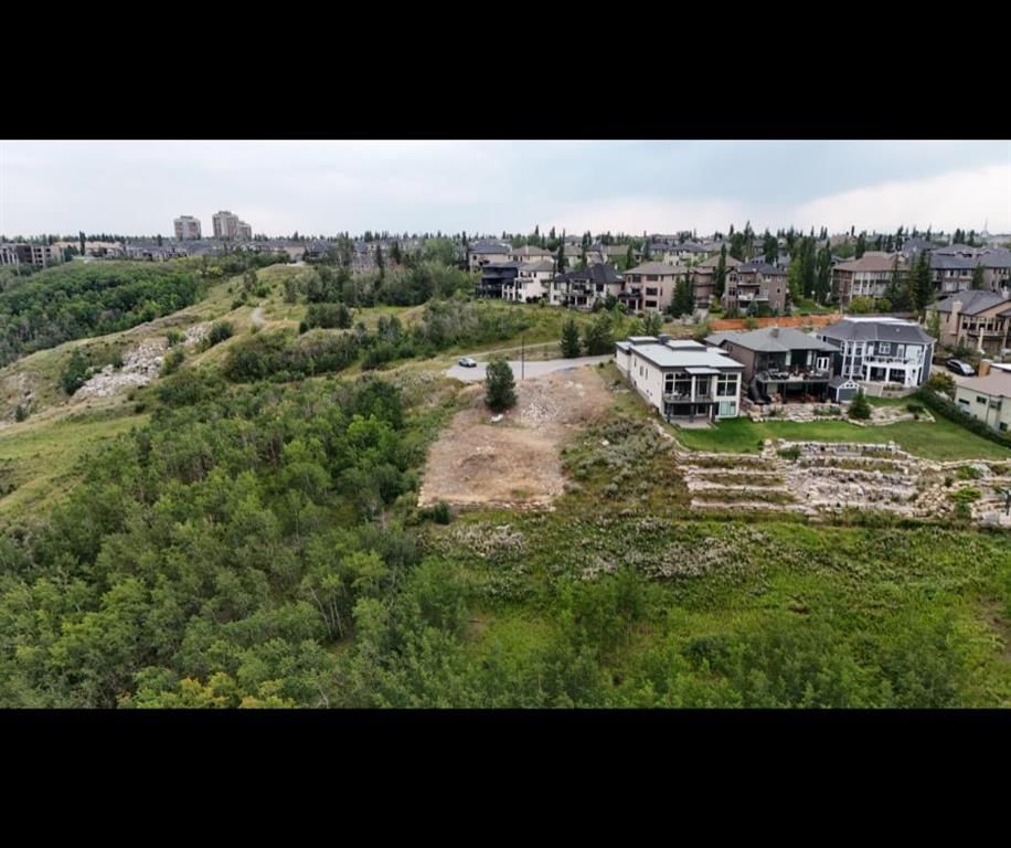 46 Coulee Lane SW, Calgary — photo 4 of 5