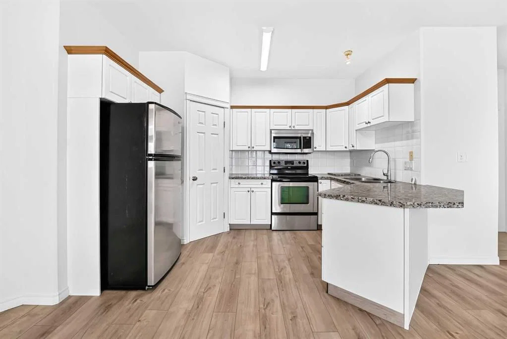 1315, 7451 Springbank Boulevard SW, Calgary — photo 4 of 50