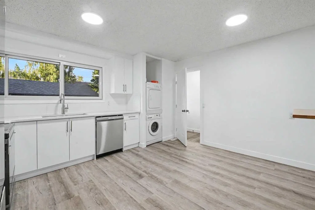 1152 Ranchlands Boulevard NW, Calgary — photo 4 of 25