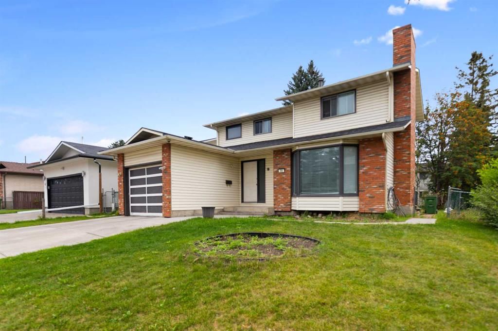 51 castlebury Way NE, Calgary — photo 3 of 34