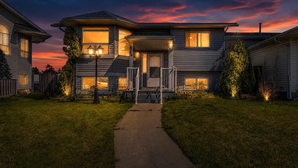 40 Costa Mesa Place NE, Calgary — main listing photo