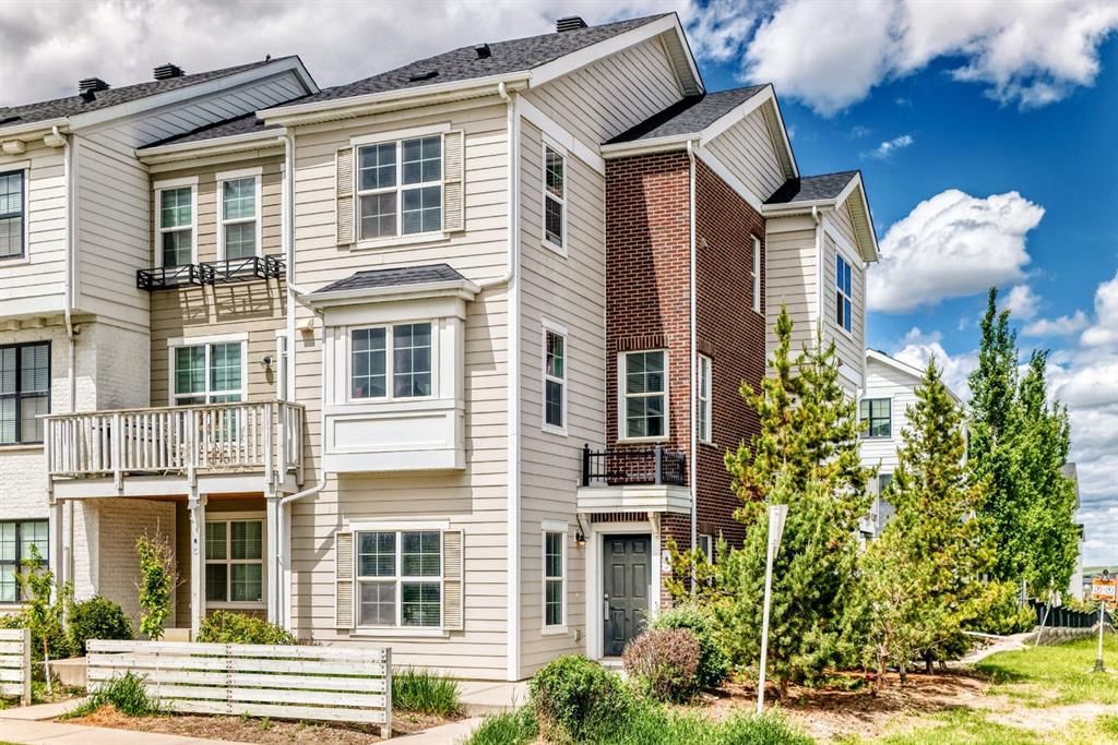 6 Nolan Hill Gate NW, Calgary — main listing photo