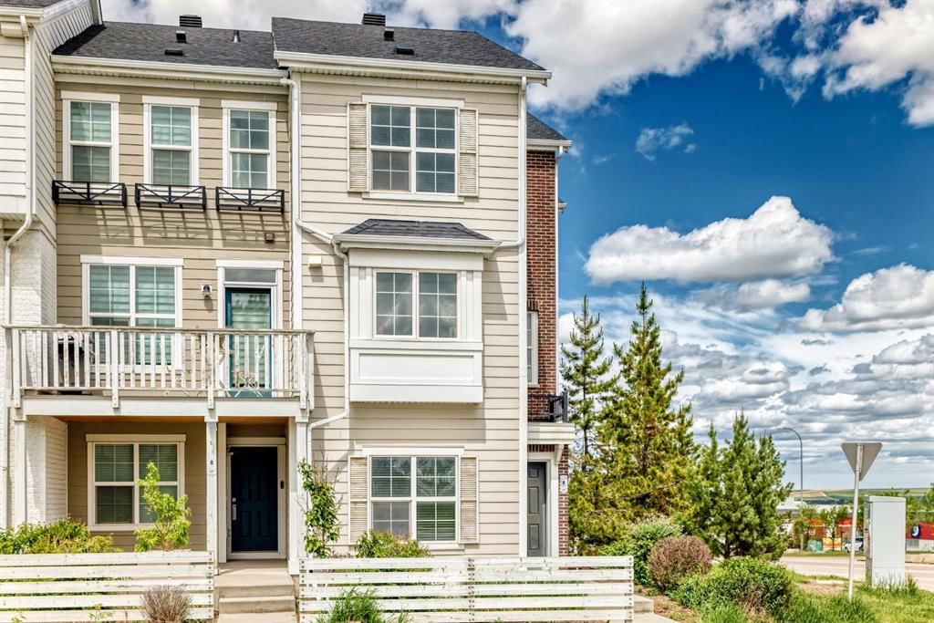 6 Nolan Hill Gate NW, Calgary — photo 2 of 41