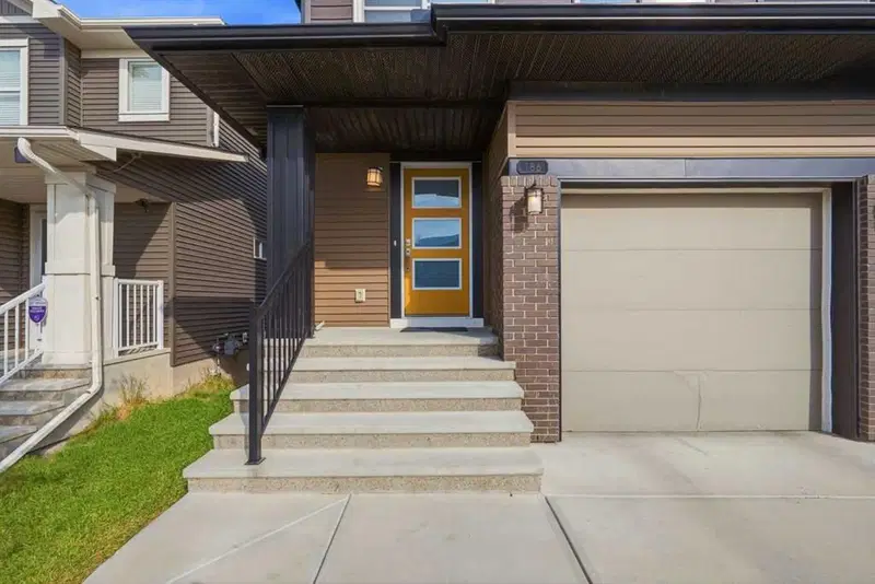 186 Carringvue Park NW, Calgary — photo 2 of 50