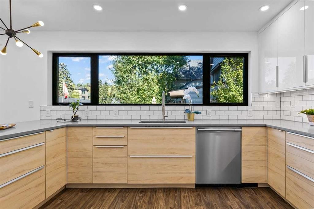 506 7 Avenue NW, Calgary — photo 4 of 37