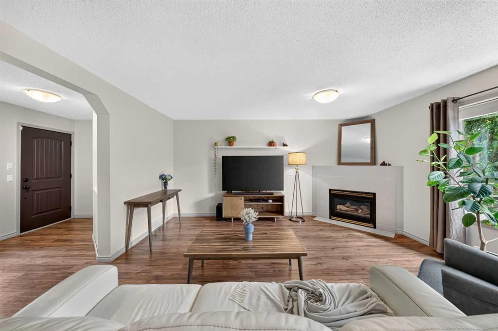 11557 Tuscany Boulevard NW, Calgary — photo 4 of 37