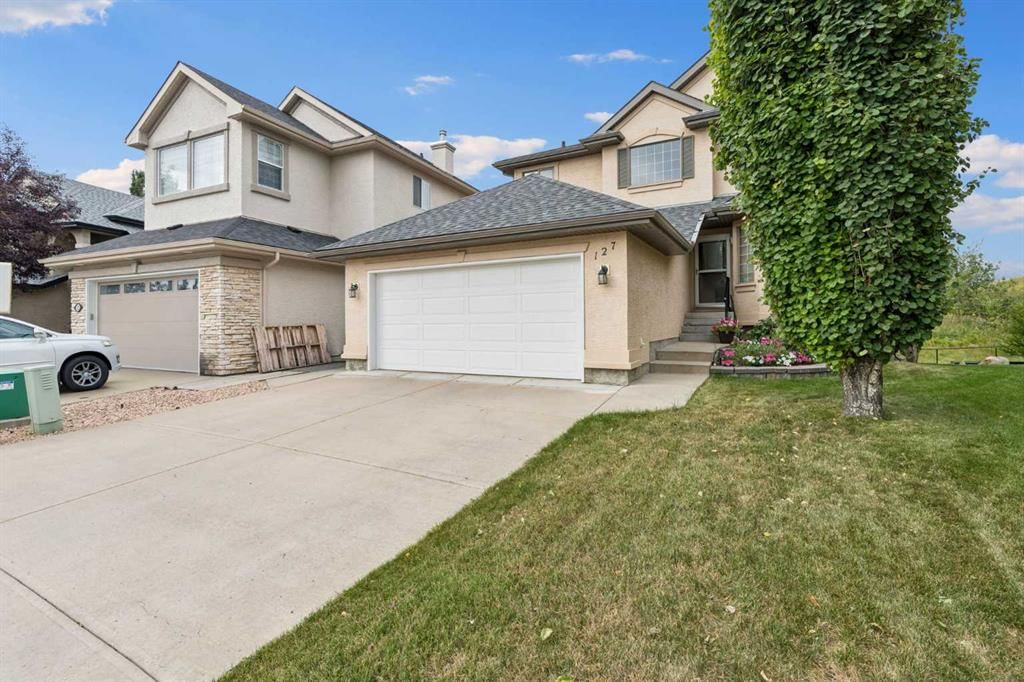 127 Edgeridge Close NW, Calgary — photo 4 of 50