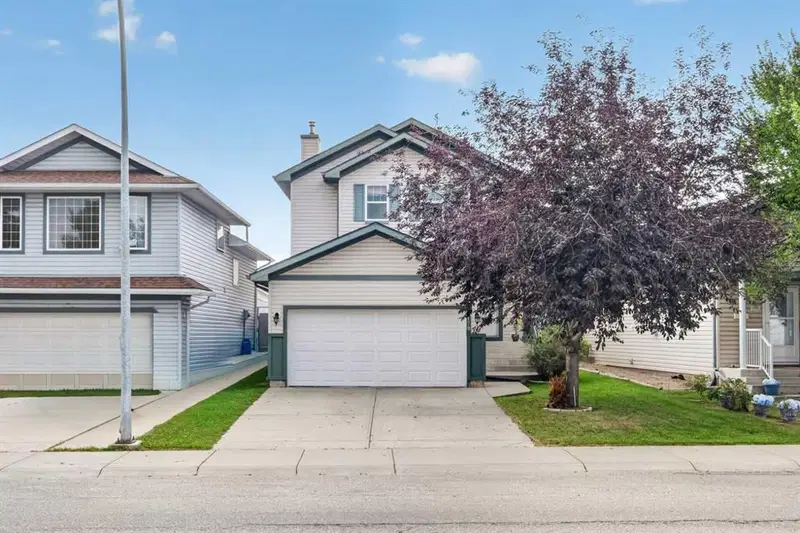 179 Erin Park Drive SE, Calgary — main listing photo