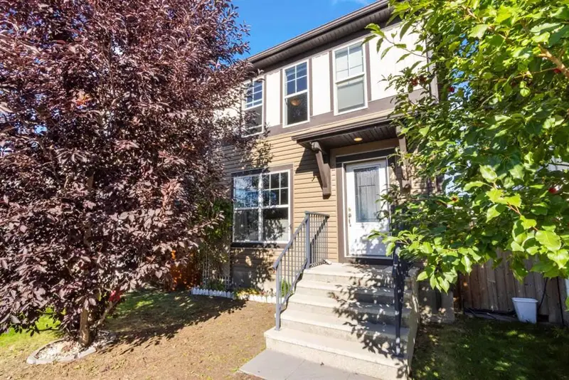 348 Auburn Crest Way SE, Calgary — main listing photo