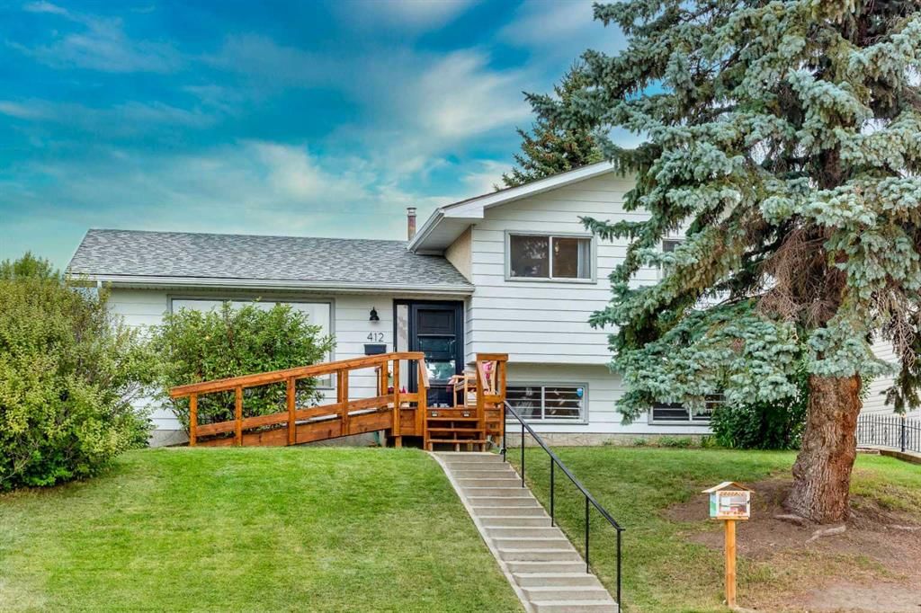 412 78 Avenue NE, Calgary — photo 2 of 43