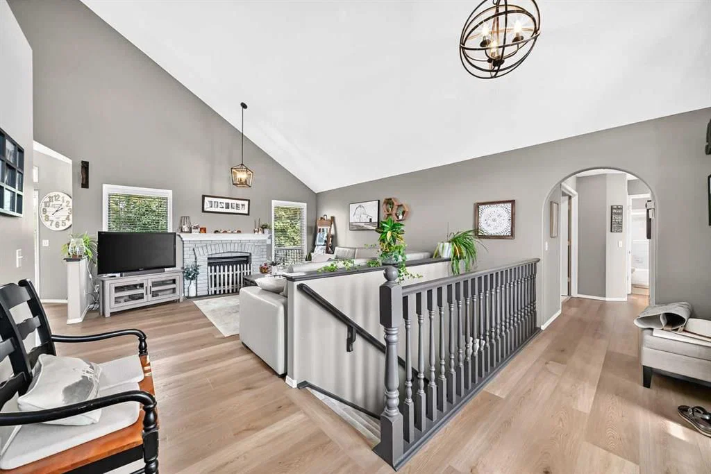 27 Lloyd Crescent NE, Langdon — photo 5 of 50