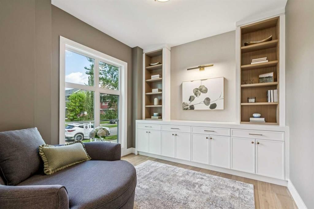 1635 Bowness Road NW, Calgary — photo 4 of 50