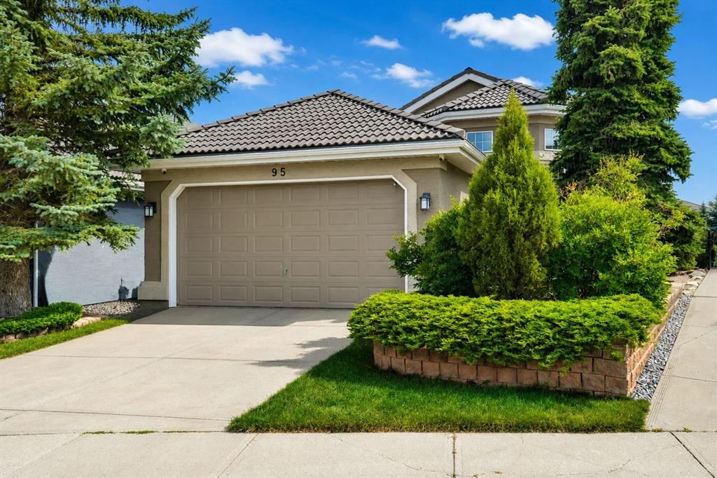 95 Citadel Grove NW, Calgary — main listing photo