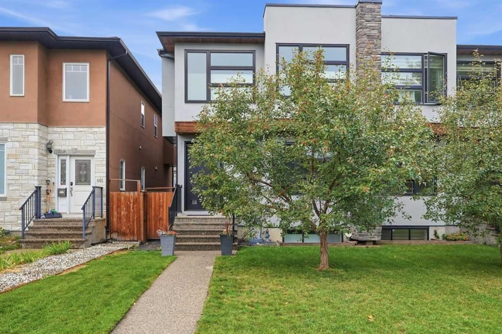 440 26 Avenue NW, Calgary — photo 2 of 39