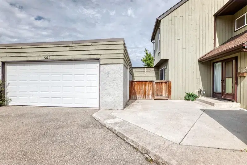 502, 5660 23 Avenue NE, Calgary — photo 2 of 46