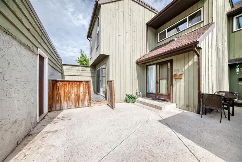 502, 5660 23 Avenue NE, Calgary — photo 3 of 46