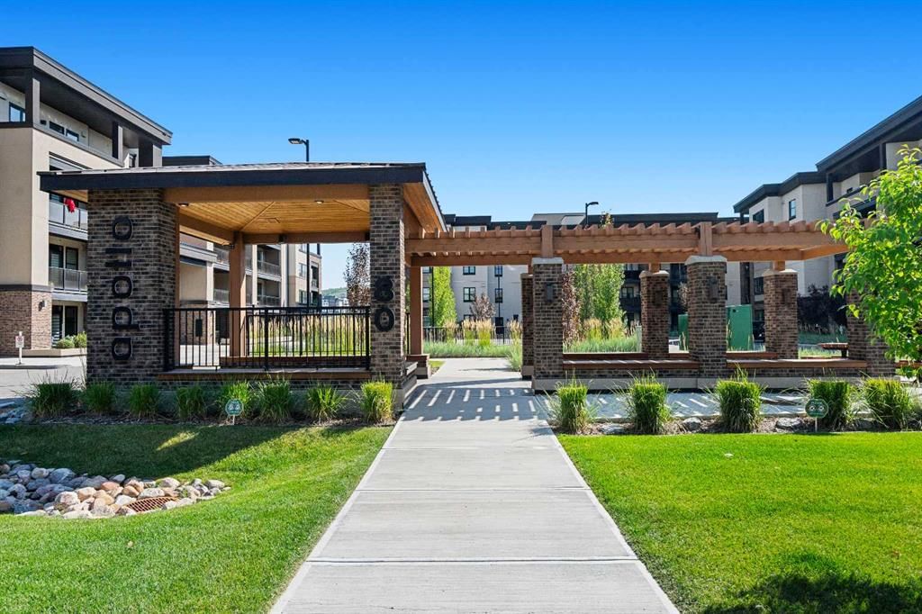 3308, 80 Greenbriar Place NW, Calgary — main listing photo